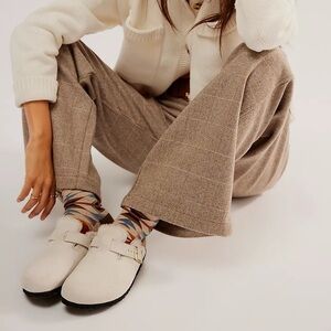 SOLD!!  Birkenstock Boston Shearling Clogs in the Antique White